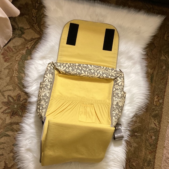 Petunia Pickle Bottom Diaper Bag - Picture 11 of 11